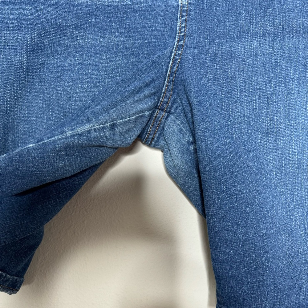 Gloria Vanderbilt Mid Rise Bermuda Denim Jeans Women’s Size 16 - Picture 5 of 9